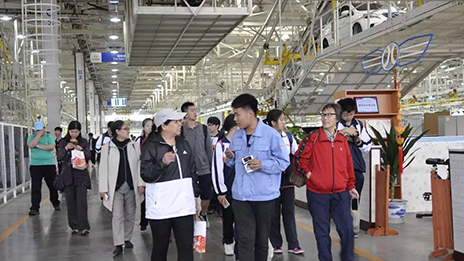 國企開放日，首都市民為北汽新能源“點贊”