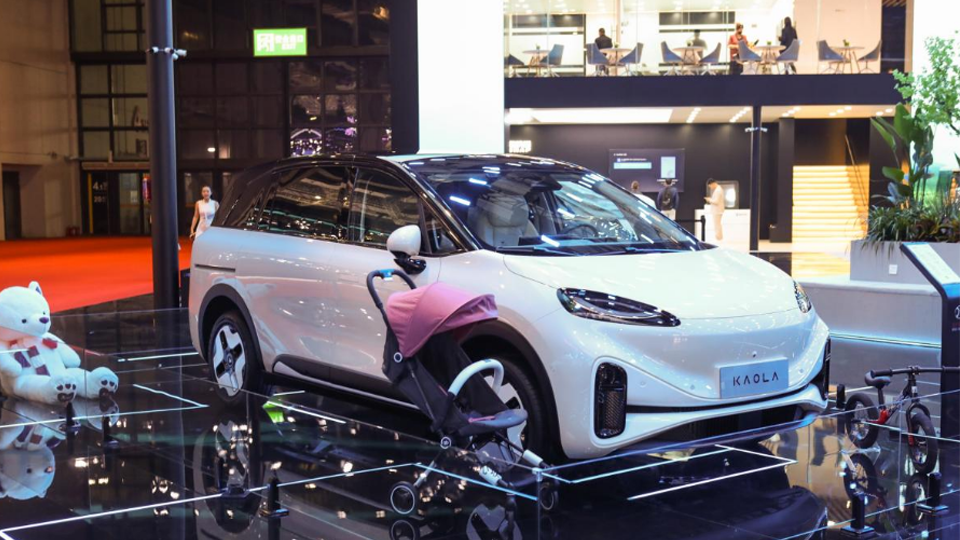 穩(wěn)進(jìn)向上 煥新啟幕 北汽集團(tuán)登陸上海車展